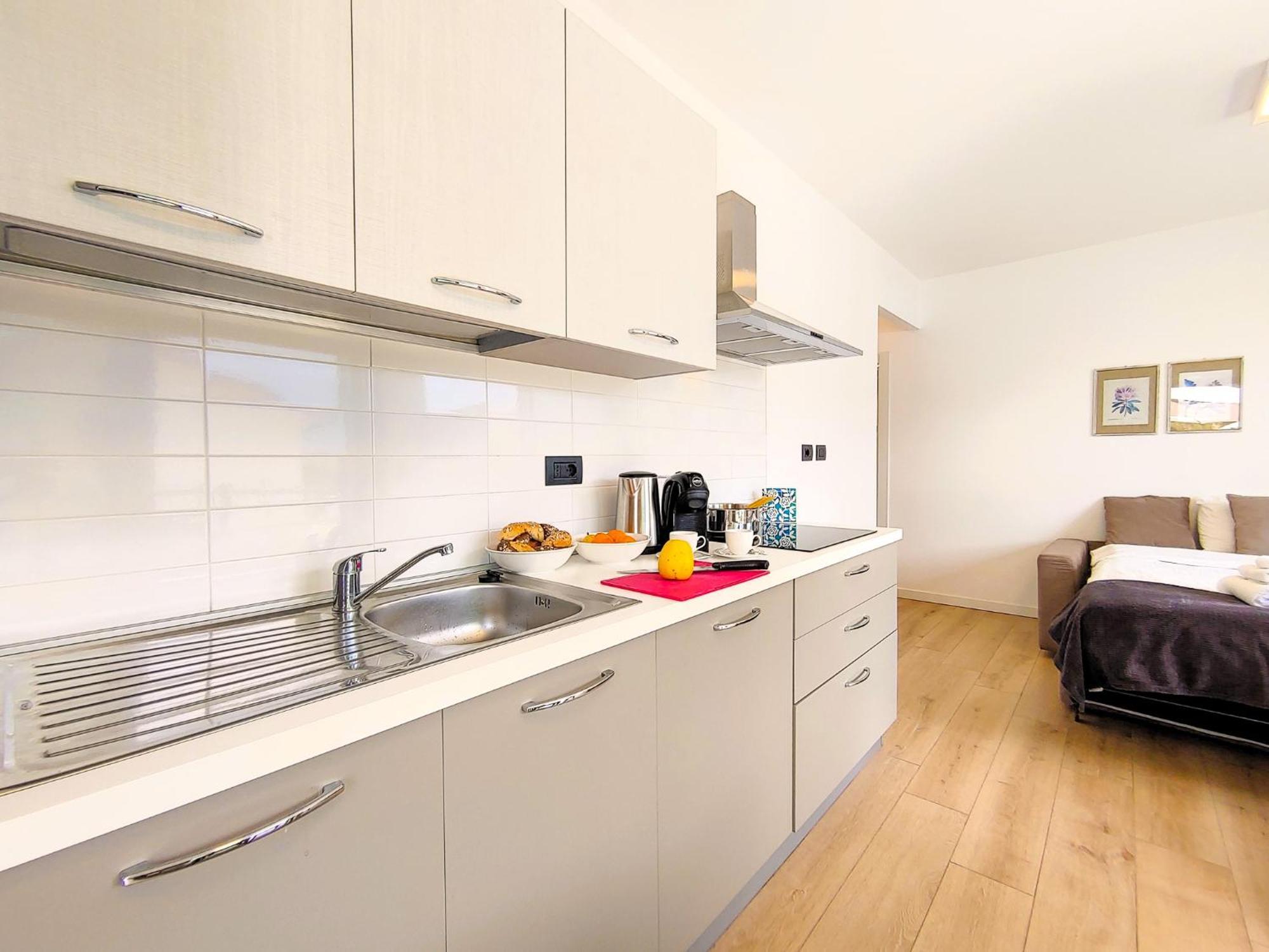 Dascio Emotion Ferienwohnung Mit Terrasse Am See Zewnętrze zdjęcie