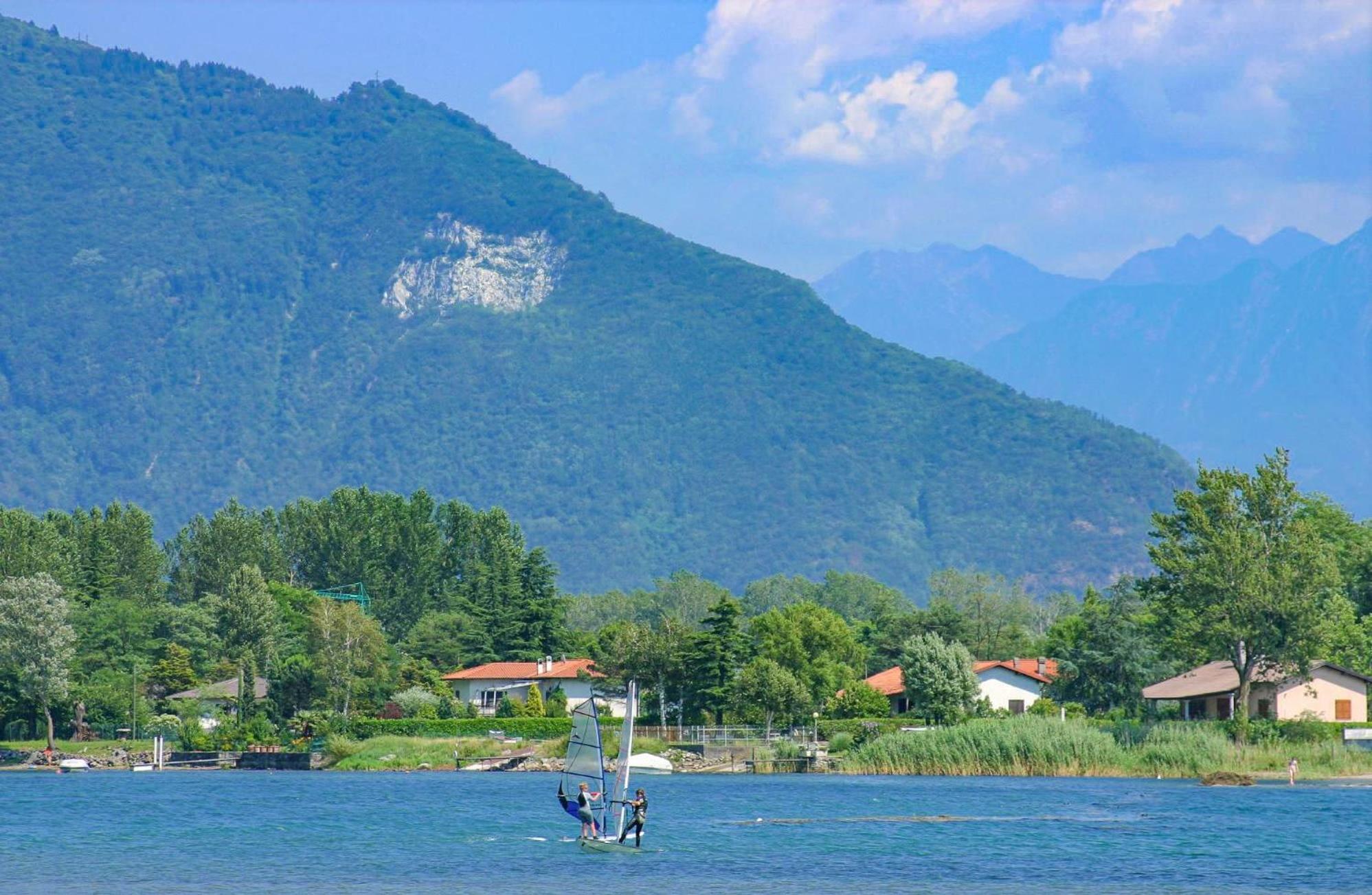 Dascio Emotion Ferienwohnung Mit Terrasse Am See Zewnętrze zdjęcie
